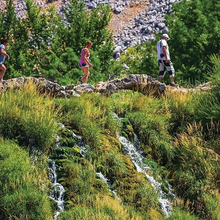 2 Bedroom Cozy Stacaravan In Camping 4*